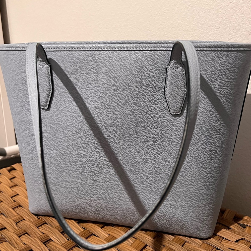 Kate Spade Lori Tote - Picture 5 of 5